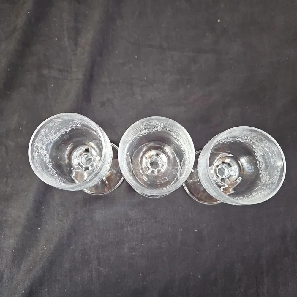 Bohemia‎ Crystal Etched Czech Liqueur Glasses 4 1/4